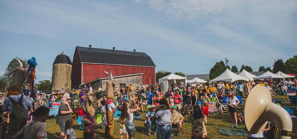 Crowds at a Northumberland county fair